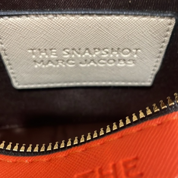 Marc Jacobs “The Snapshot Bag” Black, Orange & Cream—BEAUTIFUL!! Like New!! - Picture 8 of 14